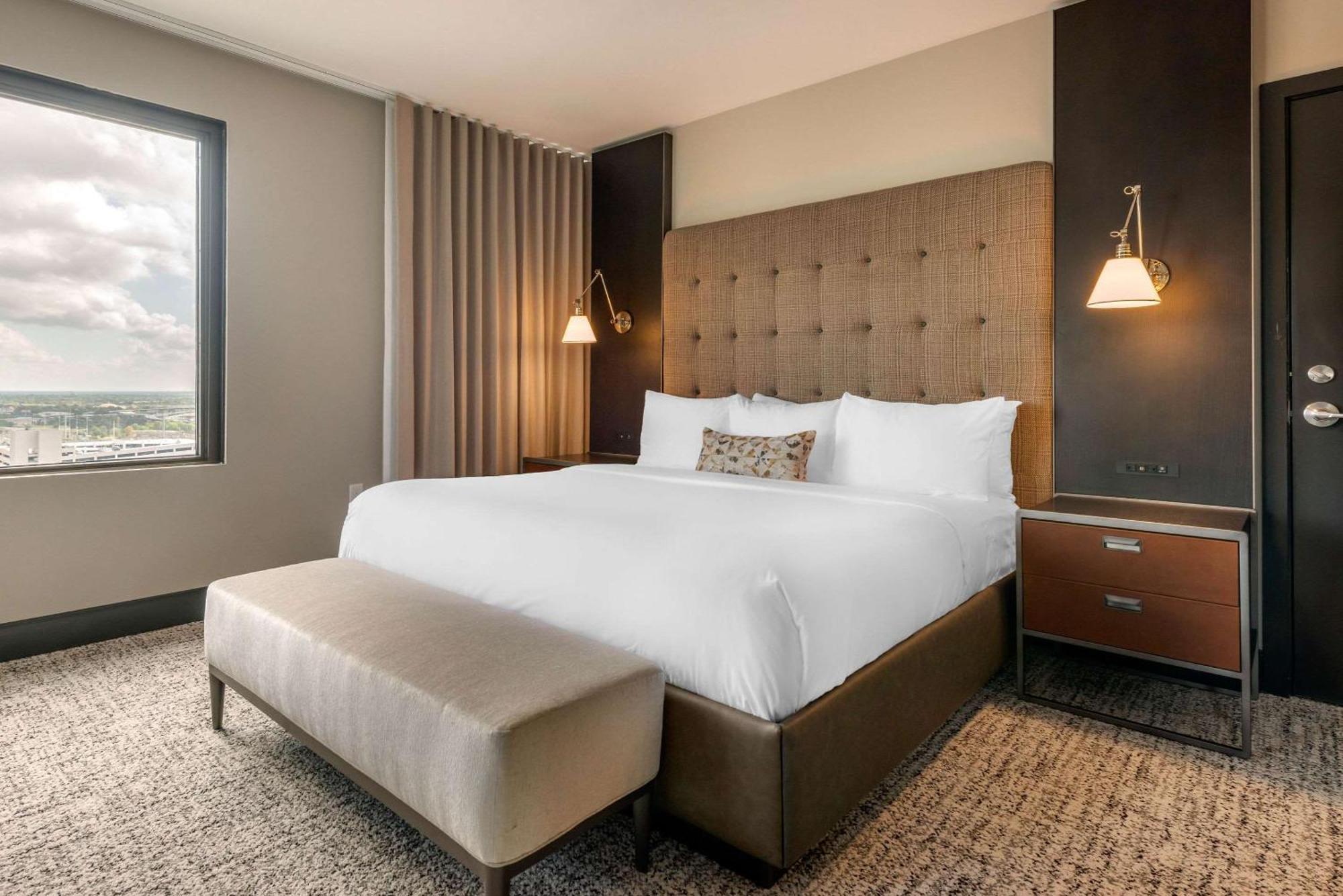 Cambria Hotel Houston Downtown Convention Center Eksteriør billede